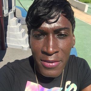 Meet your Posher, Michele